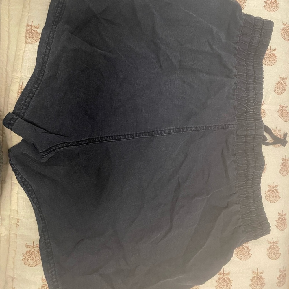 Shorts - Picture 2 of 2